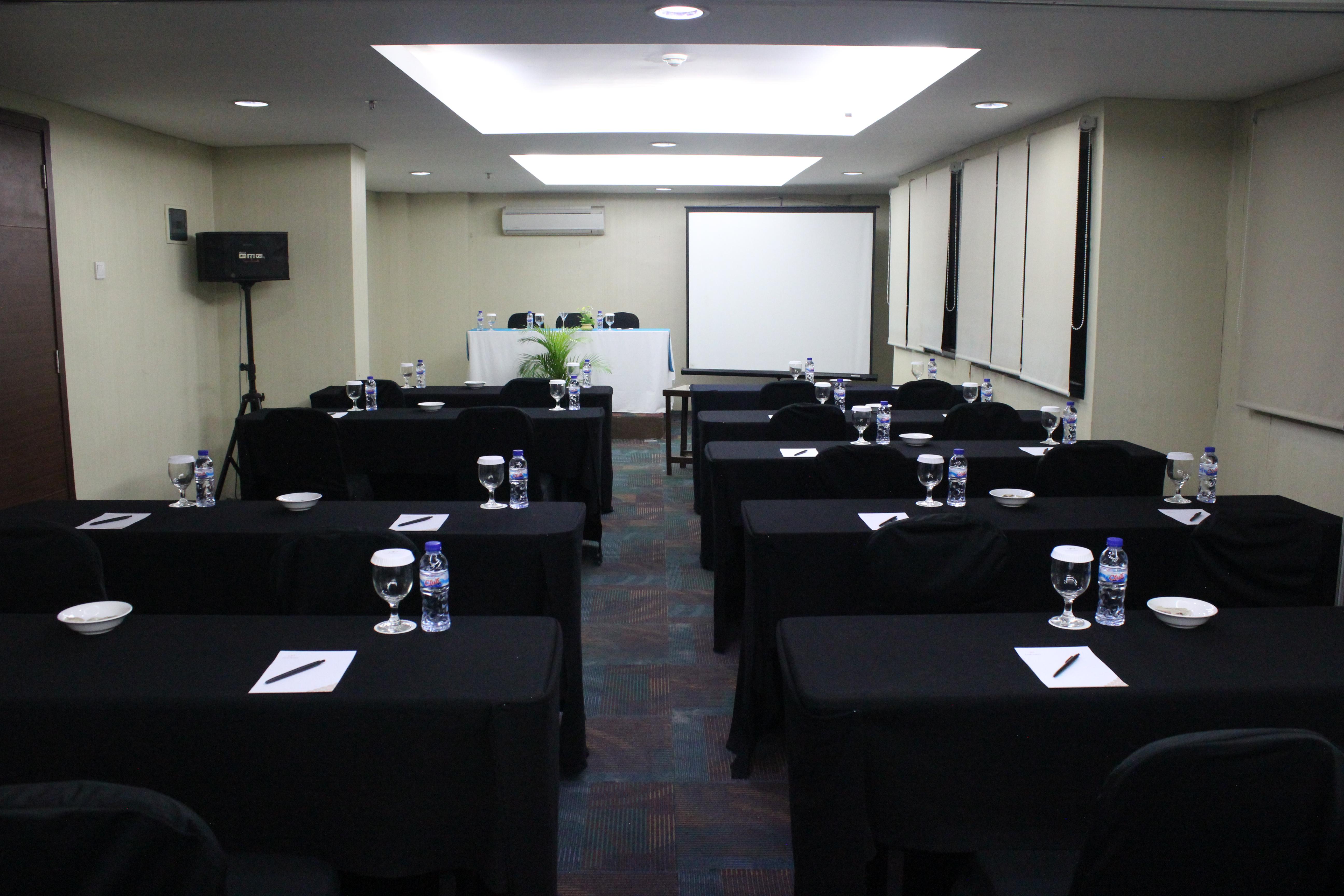 Sahid Mutiara Karawaci Hotel Tangerang Exterior foto