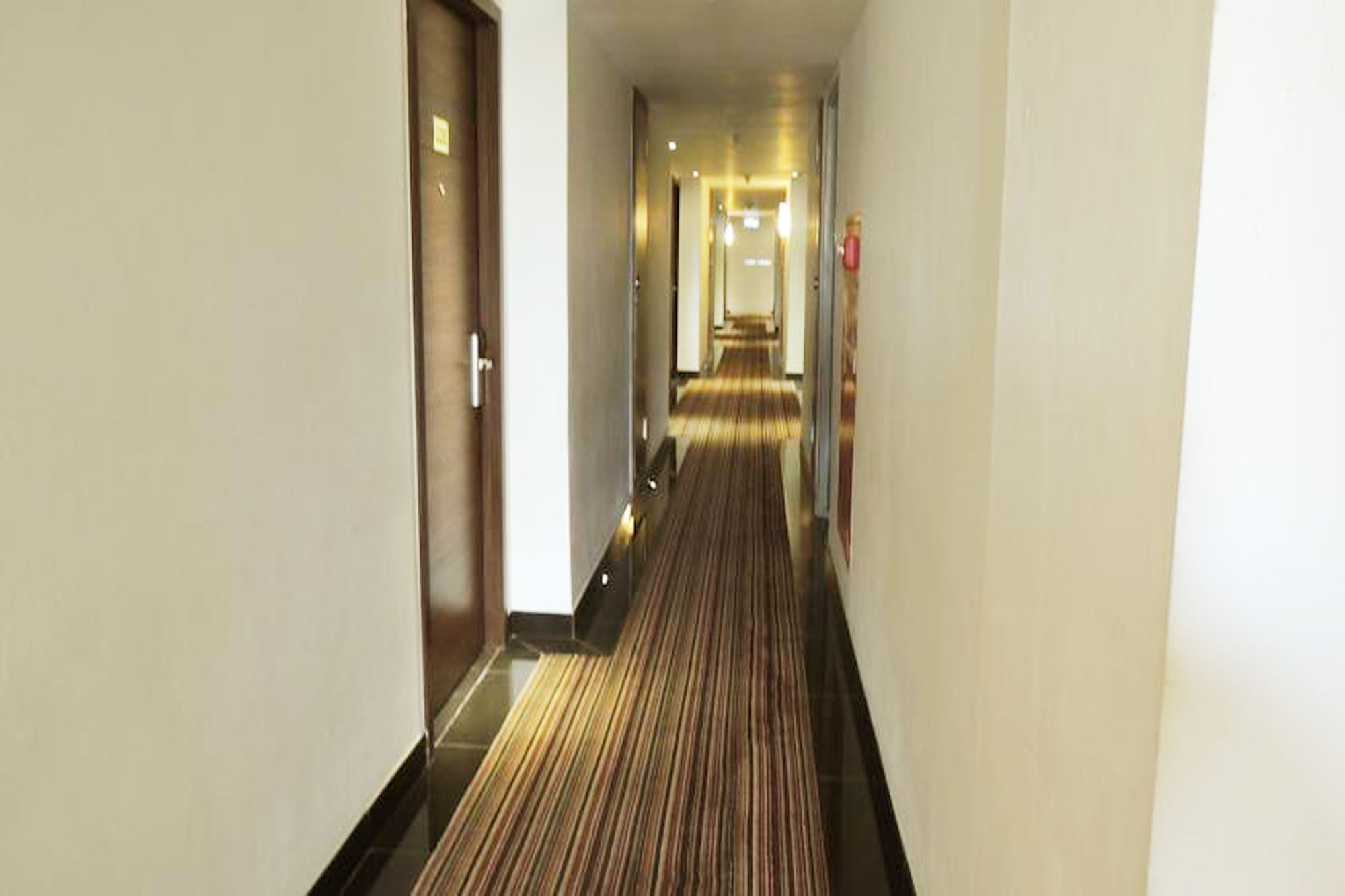 Sahid Mutiara Karawaci Hotel Tangerang Exterior foto